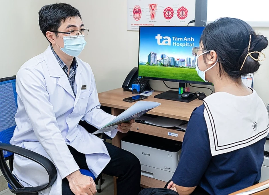 Ngoáy tai bằng tăm bông có gây thủng màng nhĩ? - Báo TinVina