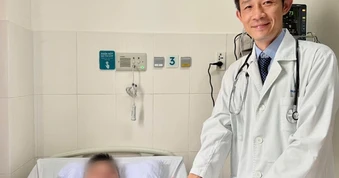 Ngừng tim do uống 10 ly cà phê mỗi ngày, bác sĩ nói gì?