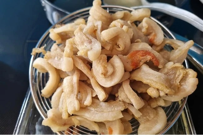 Người đàn ông 52 tuổi dùng mỡ lợn nấu ăn suốt nhiều năm, đi khám sức khỏe bác sĩ ngạc nhiên hỏi: "Anh đã làm gì?" Người đàn ông 52 tuổi dùng mỡ lợn nấu ăn suốt nhiều năm, đi khám sức khỏe bác sĩ ngạc nhiên hỏi: "Anh đã làm gì?"