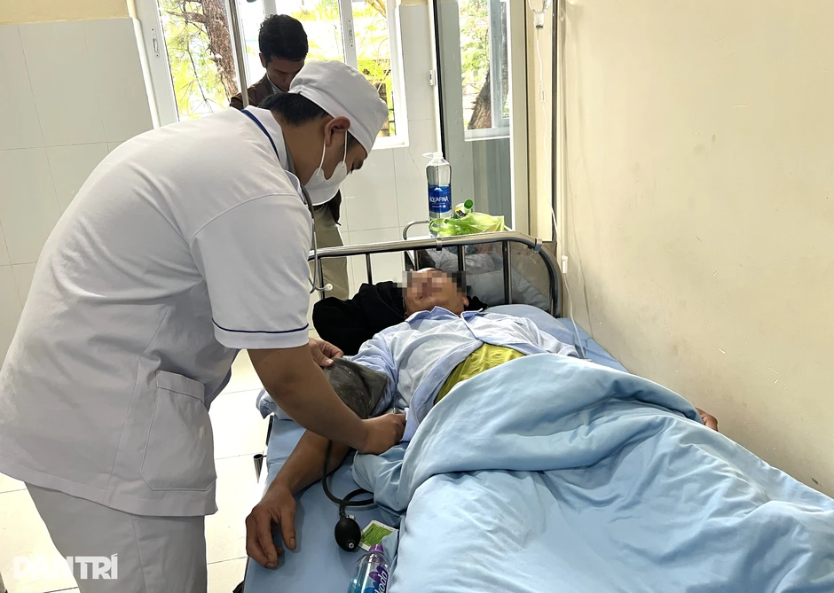 Người đàn ông ở Lâm Đồng tử vong do ngộ độc nấm rừng