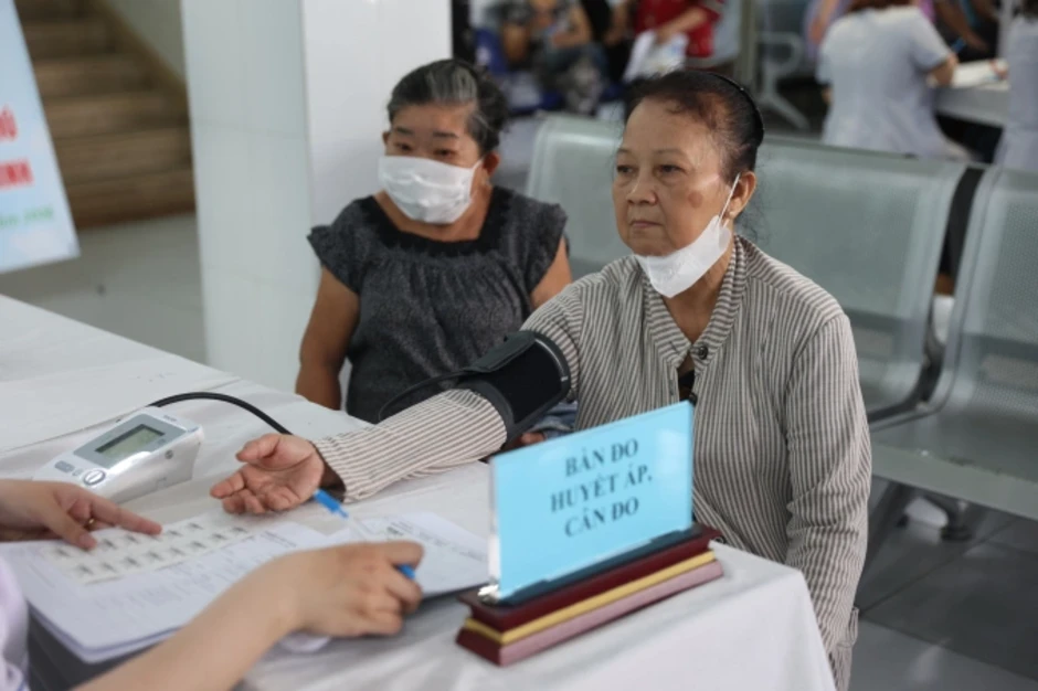 Người dân sắp nhận gói khám miễn phí 350.000 đồng, ưu tiên nhóm chưa có BHYT Người dân sắp nhận gói khám miễn phí 350.000 đồng, ưu tiên nhóm chưa có BHYT