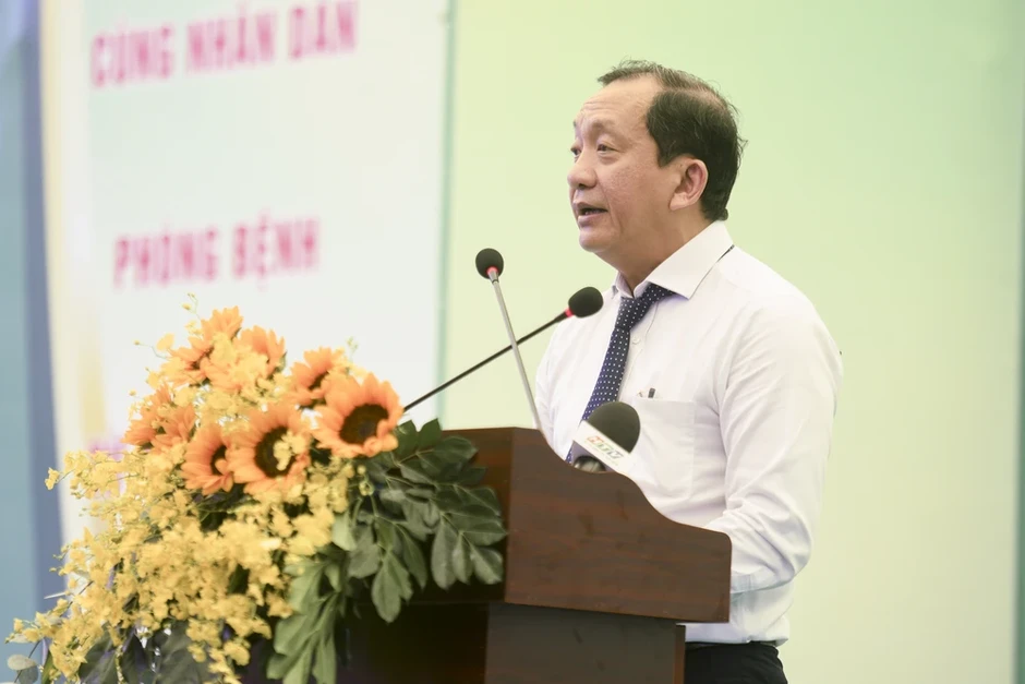 Người dân TP.HCM vui mừng vì được khám sức khỏe miễn phí tận nhà Người dân TP.HCM vui mừng vì được khám sức khỏe miễn phí tận nhà