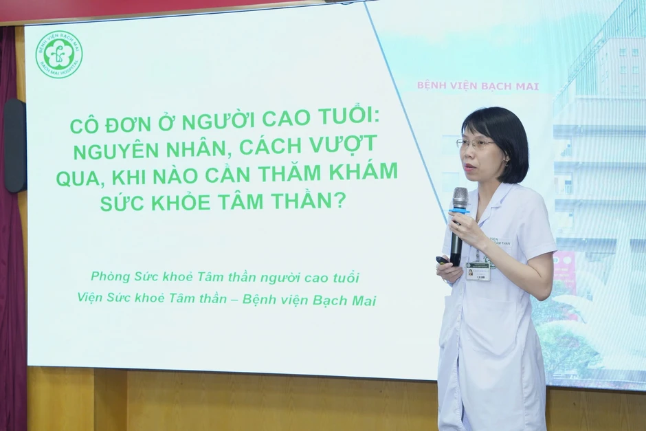 Người già cô đơn: Dễ trầm cảm, dễ bị lừa đảo Người già cô đơn: Dễ trầm cảm, dễ bị lừa đảo