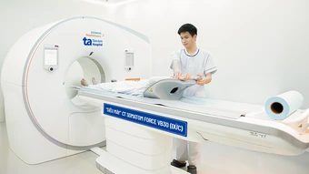 Người hút thuốc lào có cần tầm soát ung thư phổi? - Báo TinVina