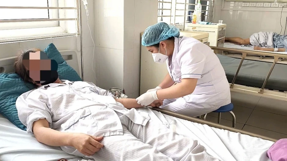Người lớn gặp biến chứng nặng vì chủ quan bệnh sởi chỉ gặp ở trẻ em