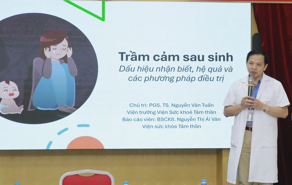 Người mẹ trẻ ôm con ra ban công sau nhiều tuần trầm cảm sau sinh Người mẹ trẻ ôm con ra ban công sau nhiều tuần trầm cảm sau sinh