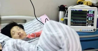 Người phụ nữ 29 tuổi qua đời vì ung thư cổ tử cung, "thủ phạm" là kiểu giặt đồ lót chị em nào cũng từng làm trong đời