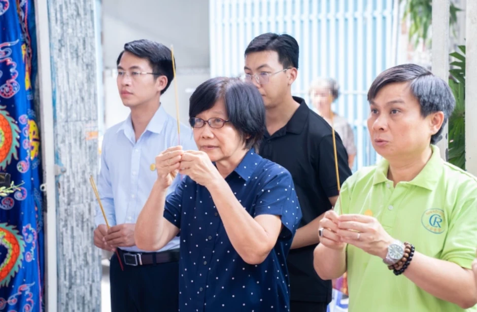 Người phụ nữ chết não được chuyển từ Đồng Tháp đến TP HCM hiến đa tạng Người phụ nữ chết não được chuyển từ Đồng Tháp đến TP HCM hiến đa tạng