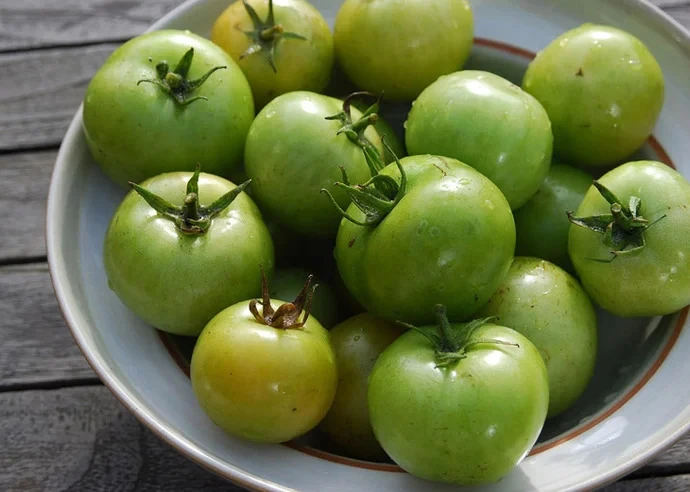 Người phụ nữ rất mê ăn cà chua với 1 loại gia vị, 3 tháng sau đi khám bác sĩ bối rối: "Cô đã ăn gì vậy?" Người phụ nữ rất mê ăn cà chua với 1 loại gia vị, 3 tháng sau đi khám bác sĩ bối rối: "Cô đã ăn gì vậy?"