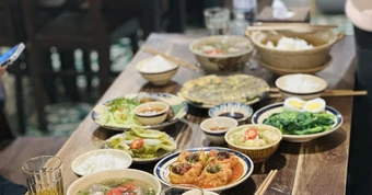 Người sống thọ đều kiên trì 3 không trước khi ngủ, 3 không khi thức dậy