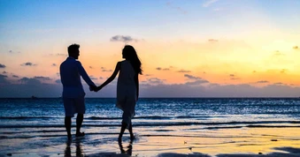 Người trẻ vẫn đối mặt nguy cơ mang thai ngoài ý muốn, mắc bệnh tình dục
