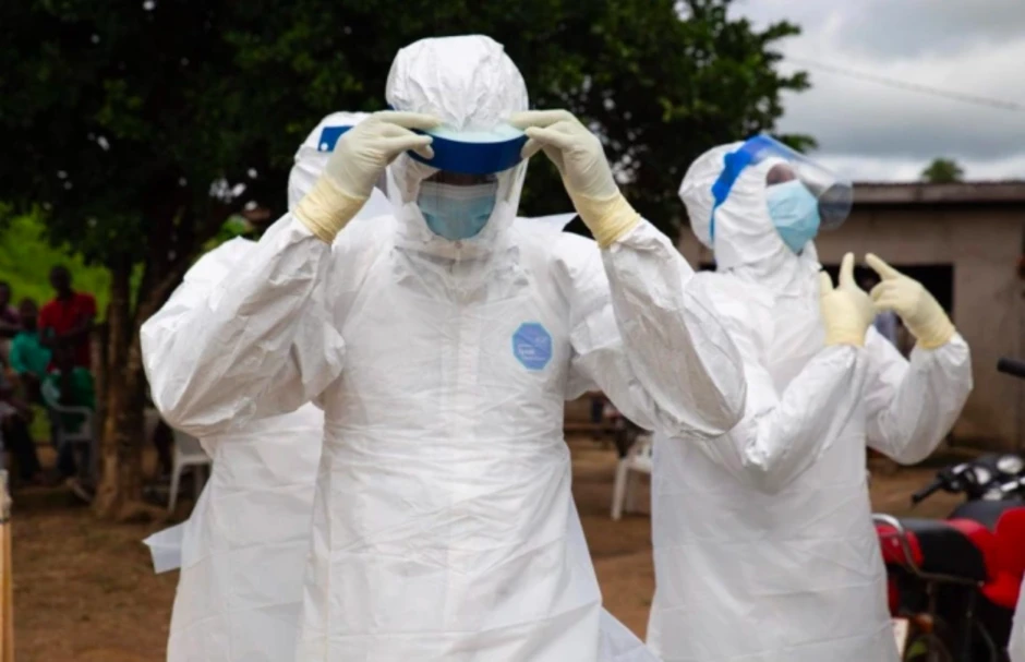 Người về từ vùng dịch Ebola cần tự theo dõi sức khỏe 21 ngày Người về từ vùng dịch Ebola cần tự theo dõi sức khỏe 21 ngày