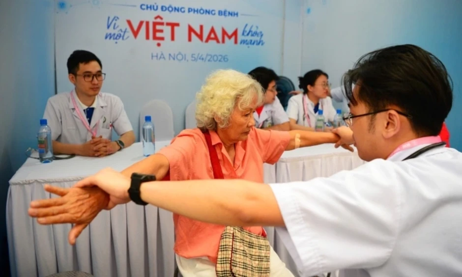 Người Việt bệnh tật nhiều do lối sống 'nhà giàu' Người Việt bệnh tật nhiều do lối sống 'nhà giàu'