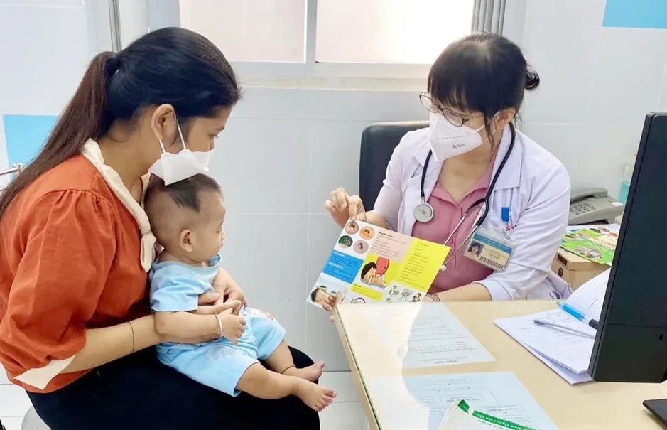 Nguy cơ dịch tay chân miệng, sốt xuất huyết bùng phát: Chủ động phòng ngừa, tránh lây lan trong trường học