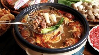 Nguy cơ hỏng thận từ thói quen ăn lẩu sai cách