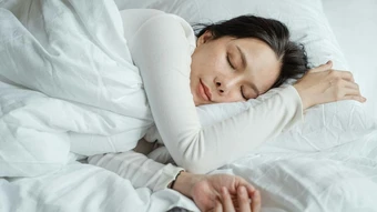 Nhiệt dộ điều hòa lý tưởng để ngủ ngon vào mùa hè