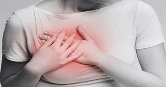 Nhiều bà mẹ ở TPHCM nhập viện vì biến chứng khi tự thông tia sữa tại nhà