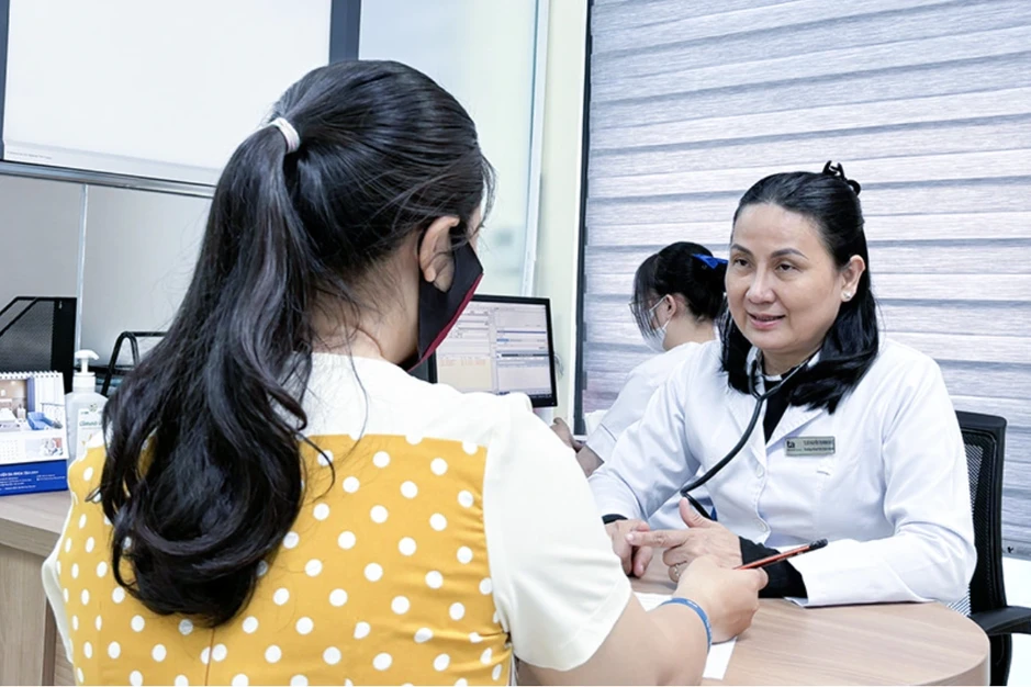 Nhiều bà mẹ vào viện "cầu cứu" bác sĩ vì... con sắp đi thi Nhiều bà mẹ vào viện "cầu cứu" bác sĩ vì... con sắp đi thi