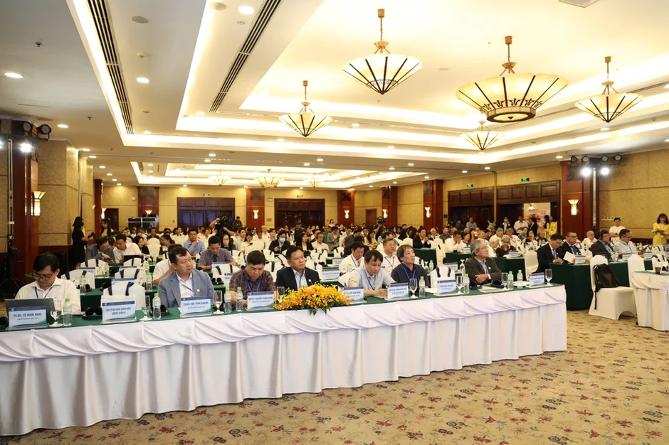Nhiều bệnh nhân ung thư tử vong vì phát hiện muộn, bác sĩ cảnh báo khẩn Nhiều bệnh nhân ung thư tử vong vì phát hiện muộn, bác sĩ cảnh báo khẩn