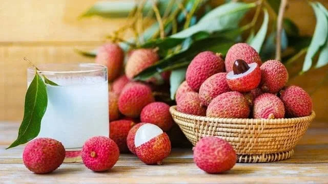 Nhiều người không biết: Vải thiều kỵ 5 loại thực phẩm quen thuộc này Nhiều người không biết: Vải thiều kỵ 5 loại thực phẩm quen thuộc này