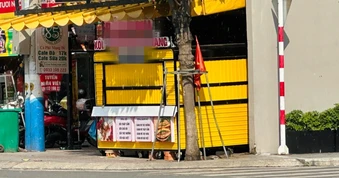 Nhiều người nhập viện cấp cứu sau khi ăn bánh mì ở TPHCM
