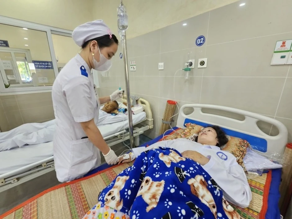 Nhiều người trong gia đình ở Đồng Tháp ngộ độc sau ăn bánh mì Nhiều người trong gia đình ở Đồng Tháp ngộ độc sau ăn bánh mì