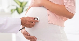 Nhiều phụ nữ đối mặt thai kỳ nguy cơ cao do béo phì và sinh con muộn