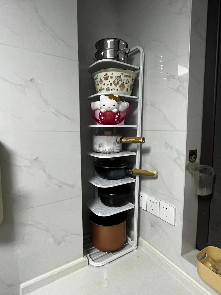 Nhìn 7 cách cất nồi chảo này tôi mới hiểu vì sao bếp nhà mình lúc nào cũng chật: Hóa ra trước giờ xếp sai hết Nhìn 7 cách cất nồi chảo này tôi mới hiểu vì sao bếp nhà mình lúc nào cũng chật: Hóa ra trước giờ xếp sai hết