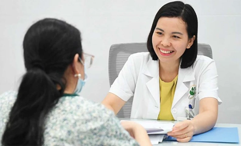 Những “bóng hồng blouse trắng” đứng sau hàng nghìn ca cứu sống bệnh nhân, đưa y học Việt Nam lên tầm cao mới Những “bóng hồng blouse trắng” đứng sau hàng nghìn ca cứu sống bệnh nhân, đưa y học Việt Nam lên tầm cao mới