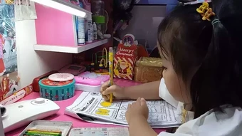 Những đặc điểm thường gặp ở trẻ thông minh - Báo TinVina