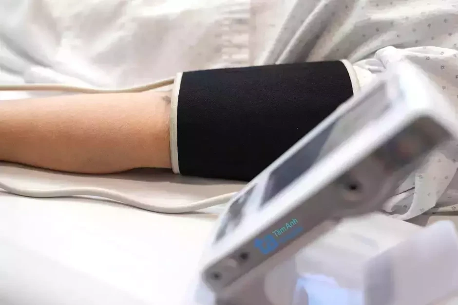 Những thời điểm huyết áp dễ tăng trong ngày - Báo TinVina Những thời điểm huyết áp dễ tăng trong ngày - Báo TinVina