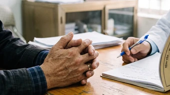 Nỗi ngại ngần của người đàn ông kiêng quan hệ suốt 10 năm