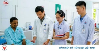 Nối thành công bàn chân đứt lìa do tai nạn lao động tại Quảng Trị