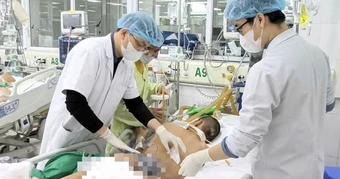 Nốt mụn nhỏ khiến nam sinh 17 tuổi sốc nhiễm khuẩn, suy đa tạng