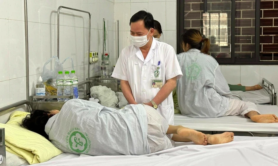 Nữ sinh rối loạn tâm thần bởi áp lực học tập Nữ sinh rối loạn tâm thần bởi áp lực học tập