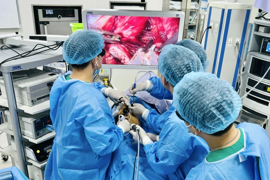 Nuốt nghẹn kéo dài, người đàn ông phát hiện ung thư thực quản