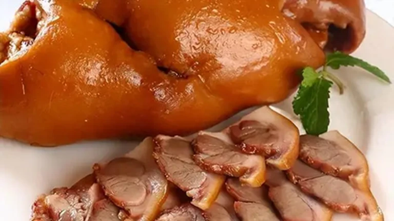 Phần thịt lợn "phải đặt trước mới có mà mua", ăn đúng cách có thể mang lại 4 lợi ích lớn cho sức khỏe, bác sĩ cũng phải khen ngợi Phần thịt lợn "phải đặt trước mới có mà mua", ăn đúng cách có thể mang lại 4 lợi ích lớn cho sức khỏe, bác sĩ cũng phải khen ngợi