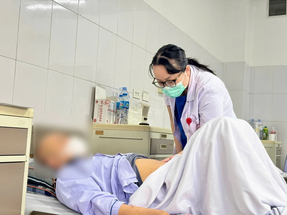 Phát hiện ung thư gan di căn, người đàn ông 53 tuổi hối hận vì đã không làm 1 việc từ 20 năm trước Phát hiện ung thư gan di căn, người đàn ông 53 tuổi hối hận vì đã không làm 1 việc từ 20 năm trước