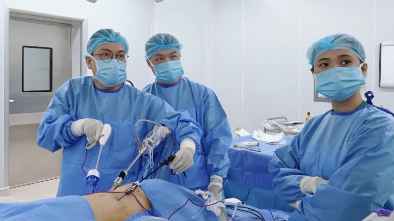 Phẫu thuật cắt khối u thận tăng gấp đôi kích thước sau 4 tháng Phẫu thuật cắt khối u thận tăng gấp đôi kích thước sau 4 tháng