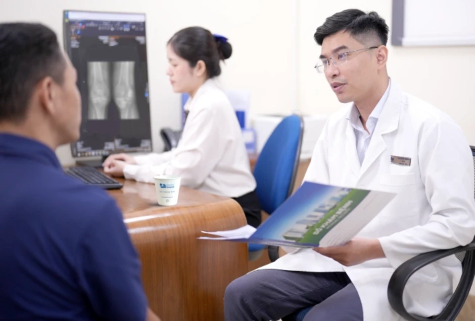 Phẫu thuật cắt tophi cho người bệnh gout thế nào? - Báo TinVina Phẫu thuật cắt tophi cho người bệnh gout thế nào? - Báo TinVina