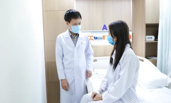 Phế quản hẹp khít như sợi chỉ do di chứng lao phổi - Báo TinVina