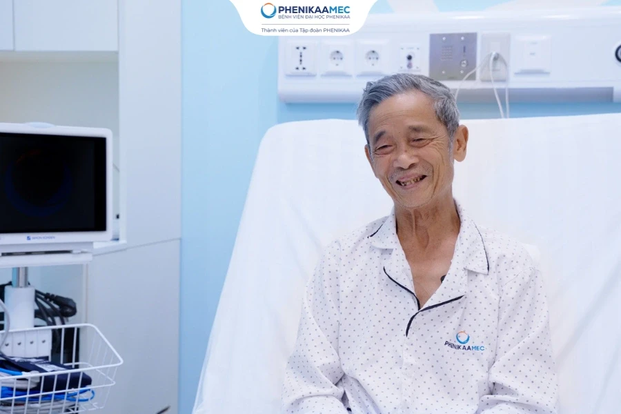 PhenikaaMec can thiệp thành công ca hẹp động mạch vành 90-95% cho người bệnh 90 tuổi PhenikaaMec can thiệp thành công ca hẹp động mạch vành 90-95% cho người bệnh 90 tuổi