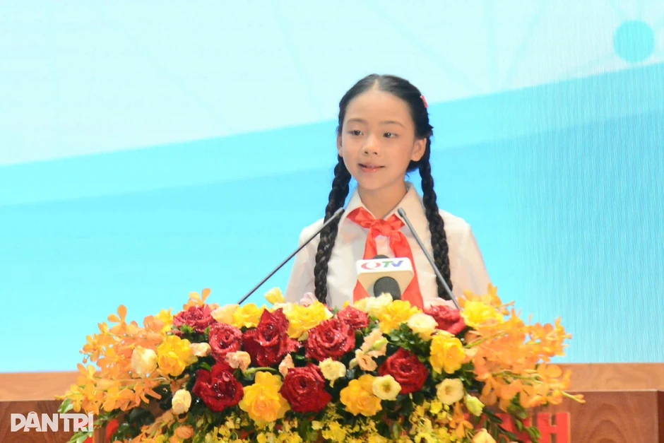 Phó Chủ tịch nước: Không để trẻ em thiếu an toàn trên không gian mạng Phó Chủ tịch nước: Không để trẻ em thiếu an toàn trên không gian mạng