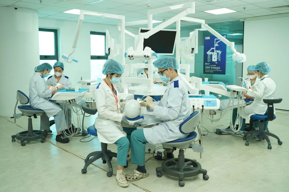 Phó Thủ tướng giao 5 nhiệm vụ cho Bệnh viện Đại học Quốc tế Hồng Bàng Phó Thủ tướng giao 5 nhiệm vụ cho Bệnh viện Đại học Quốc tế Hồng Bàng