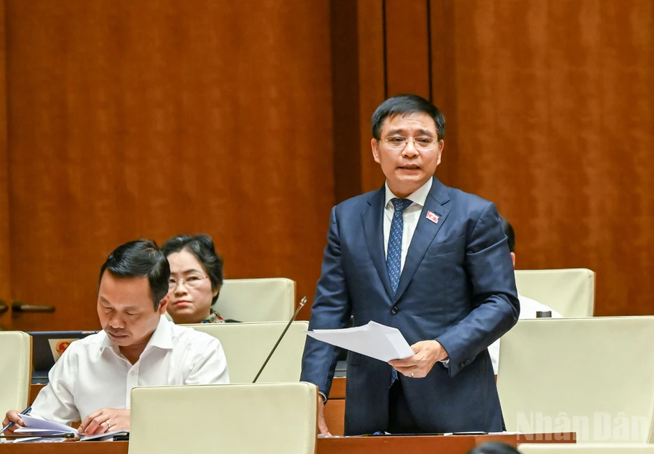 Phó Thủ tướng Nguyễn Văn Thắng: Triển khai khám sức khỏe định kỳ toàn dân có lộ trình, siết chặt an toàn thực phẩm Phó Thủ tướng Nguyễn Văn Thắng: Triển khai khám sức khỏe định kỳ toàn dân có lộ trình, siết chặt an toàn thực phẩm