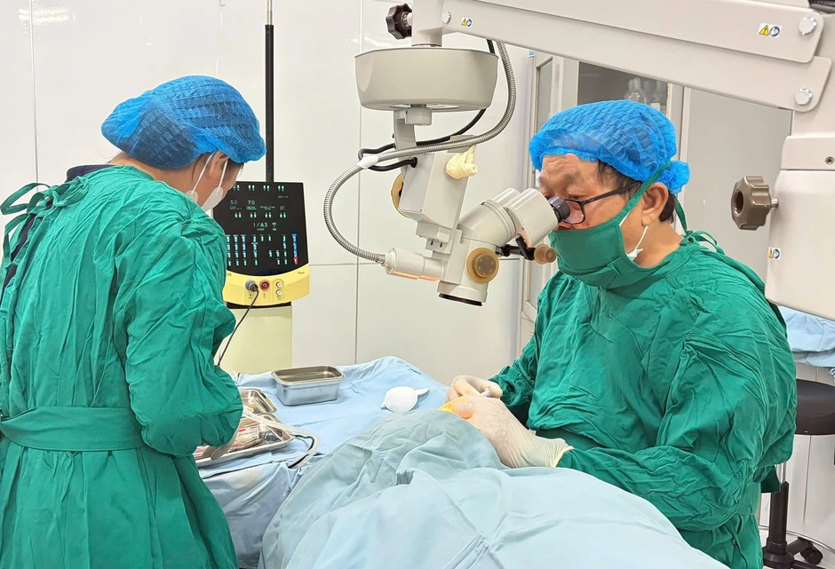 Phó tổng Giám đốc điều hành Bệnh viện Mắt Quốc tế Sài Gòn - Gia Lai chia sẻ về chương trình ‘Mắt sáng cộng đồng’ Phó tổng Giám đốc điều hành Bệnh viện Mắt Quốc tế Sài Gòn - Gia Lai chia sẻ về chương trình ‘Mắt sáng cộng đồng’