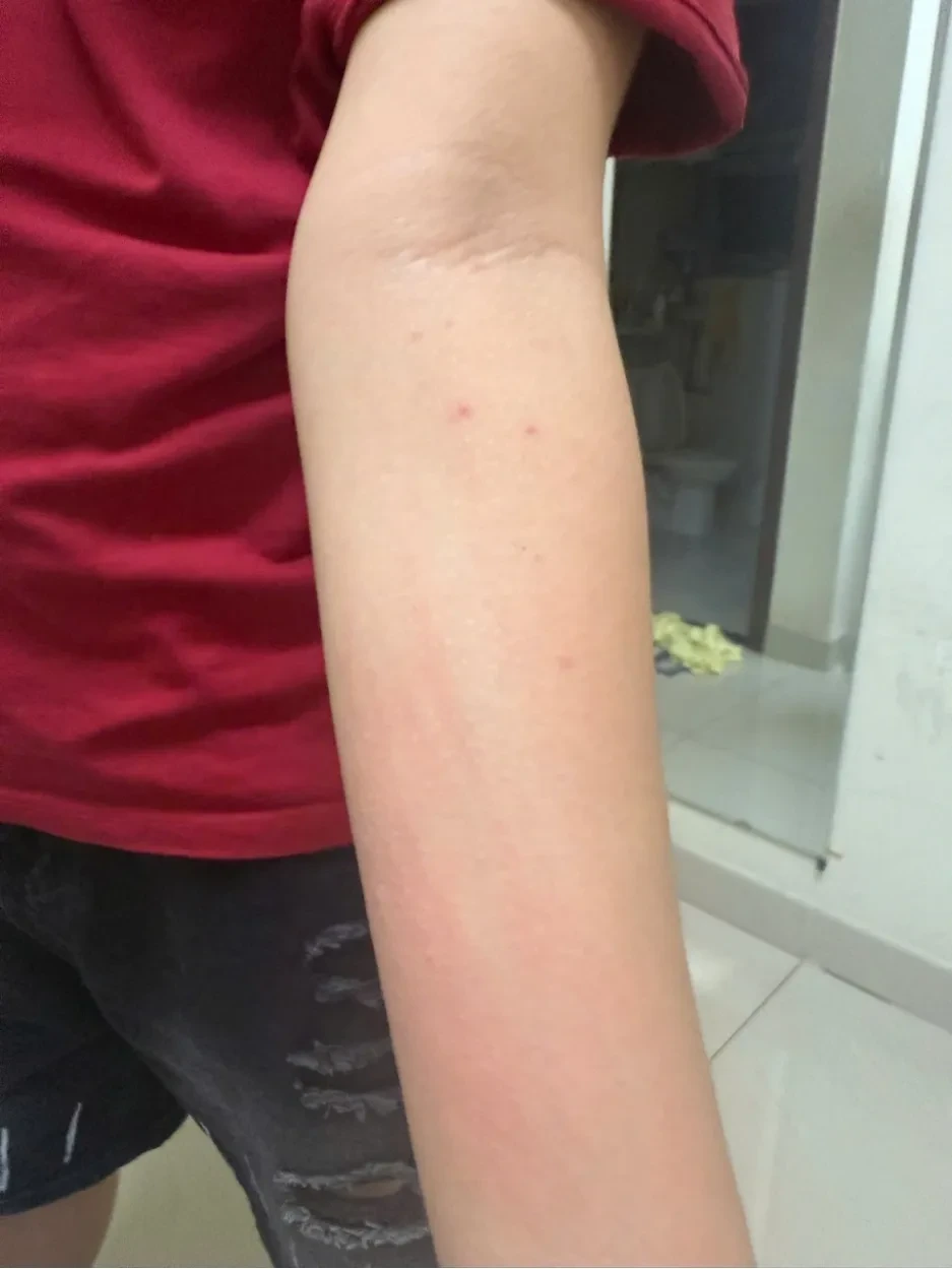 Phụ huynh phản ánh bữa ăn bán trú kém chất lượng tại Trường THCS Hồ Văn Long Phụ huynh phản ánh bữa ăn bán trú kém chất lượng tại Trường THCS Hồ Văn Long