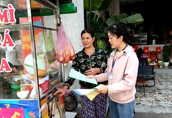 Phường Tam Thắng: Tuyên truyền an toàn thực phẩm cho các cơ sở kinh doanh bánh mì