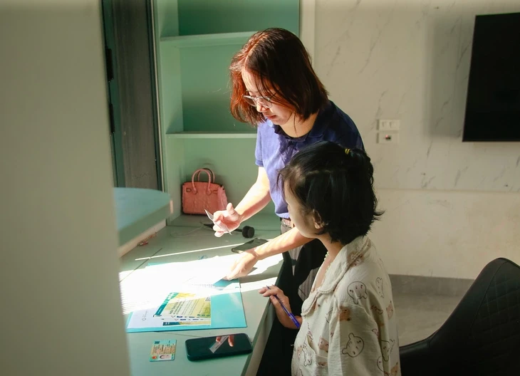 Qua đời vì ung thư, cô gái trẻ hiến giác mạc trao ánh sáng cho 2 cuộc đời Qua đời vì ung thư, cô gái trẻ hiến giác mạc trao ánh sáng cho 2 cuộc đời