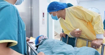 Quả thận của thanh niên chết não xuyên Việt "hồi sinh" bé 7 tuổi ở TPHCM